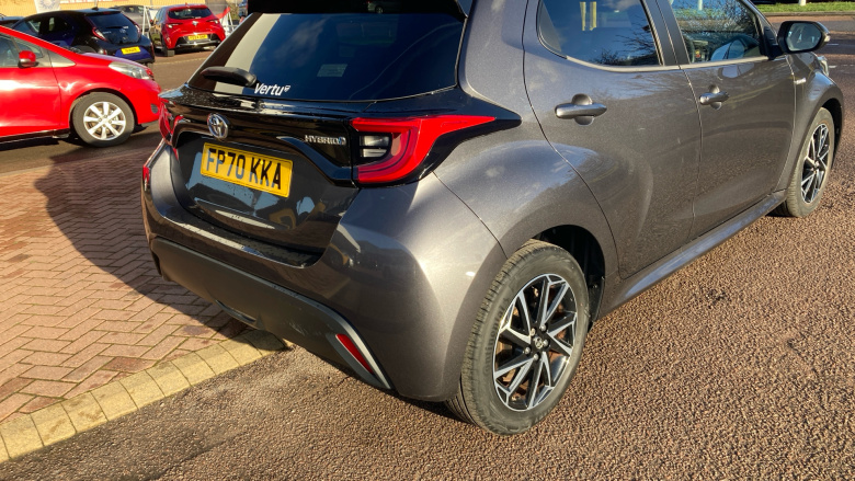 Toyota Yaris 1.5 Hybrid Design 5dr CVT Hybrid Hatchback